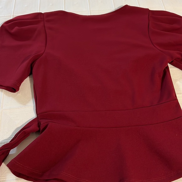 Cute Women’s Blouse in the color Burgundy - Picture 7 of 8